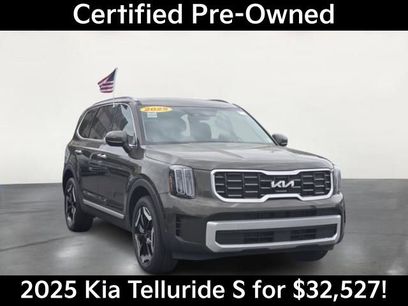 Used 2025 Kia Telluride S