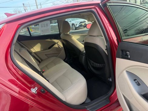 Used 2015 Kia Optima LX w/ LX Convenience Package image 13
