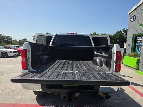 Used 2012 Chevrolet Silverado 2500 LT w/ Interior Plus Package AWD/4WD image 24
