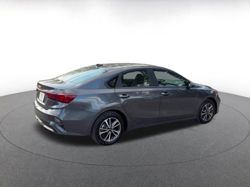 Used 2024 Kia Forte LXS image 15