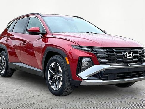 Used 2025 Hyundai Tucson SEL FWD image 12