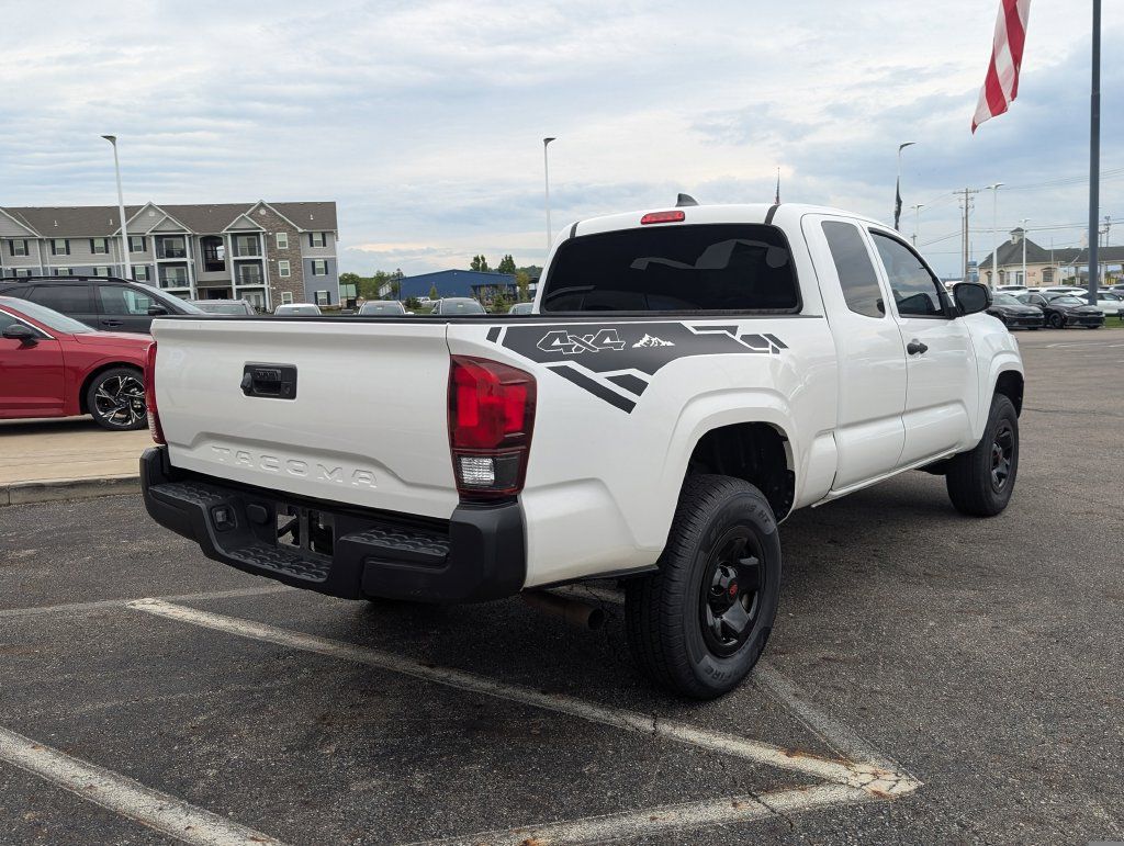 Used 2022 Toyota Tacoma SR RWD image 7