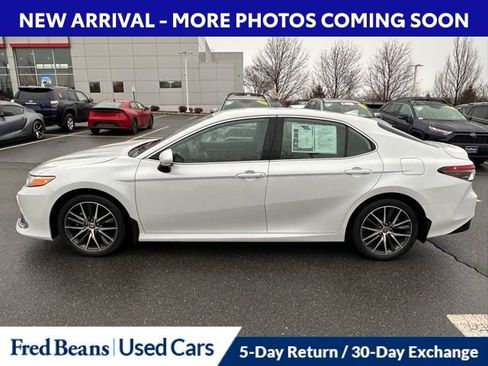Certified 2024 Toyota Camry XLE w/ Navigation Package image 7
