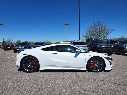 Used 2017 Acura NSX AWD/4WD image 2