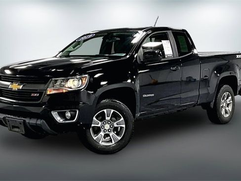Used 2019 Chevrolet Colorado Z71 image 3