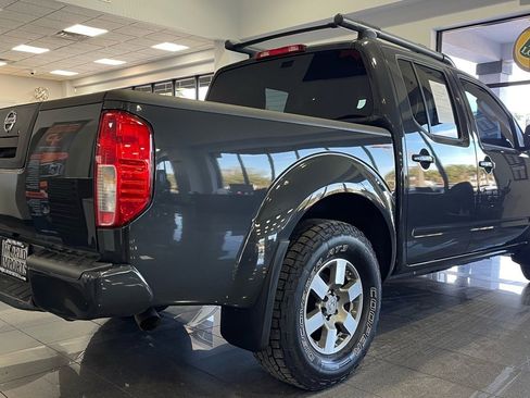 Used 2011 Nissan Frontier PRO-4X w/ Pro-4x Luxury Pkg image 4