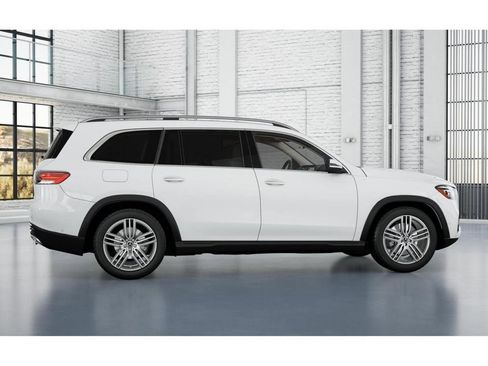New 2026 Mercedes-Benz GLS 450 4MATIC image 17