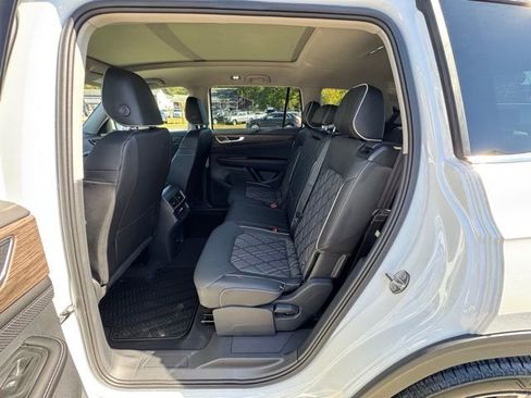 New 2026 Volkswagen Atlas SEL Premium R-Line AWD/4WD image 9