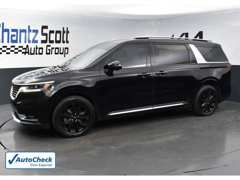 Used 2022 Kia Carnival SX FWD image 2