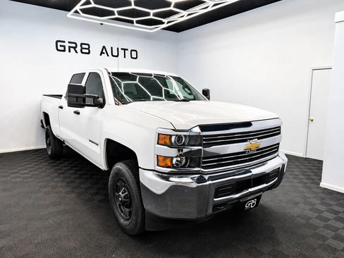 Used 2018 Chevrolet Silverado 2500 W/T w/ WT Convenience Package RWD image 1