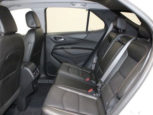 Used 2021 Chevrolet Equinox Premier AWD/4WD image 18