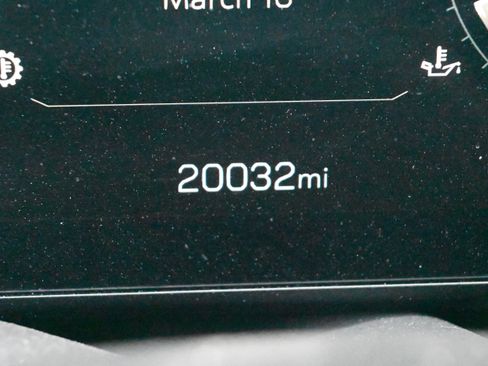 Used 2025 GMC Yukon AT4 w/ AT4 Premium Package image 16