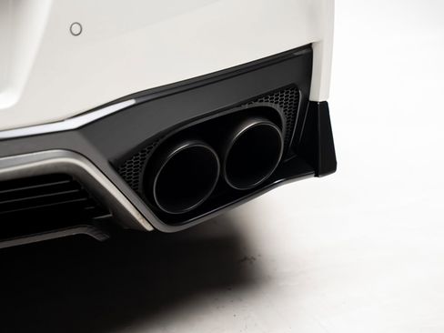 Used 2019 Nissan GT-R Premium AWD/4WD image 33