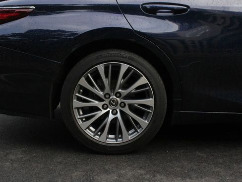 Used 2021 Lexus ES 350 w/ Premium Package FWD image 10