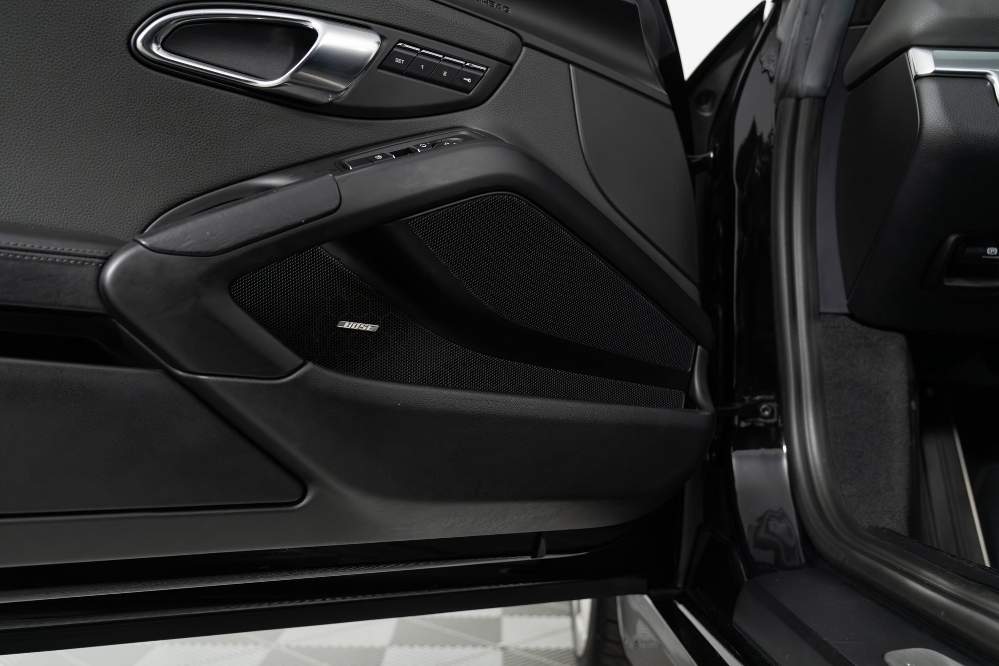 Used 2015 Porsche Boxster S RWD image 10