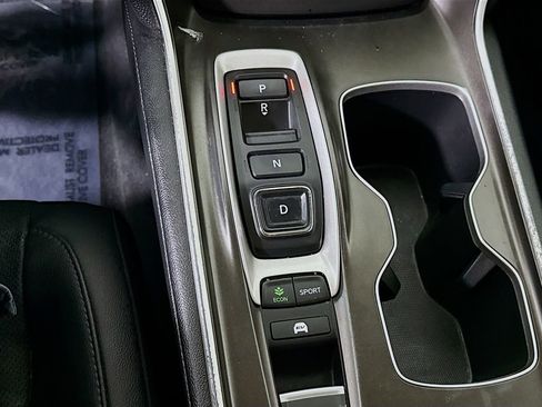 Used 2021 Honda Accord Touring image 10