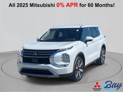 New 2025 Mitsubishi Outlander SE