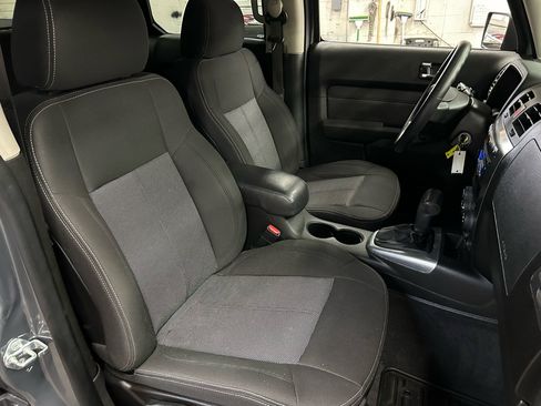 Used 2009 HUMMER H3T image 17