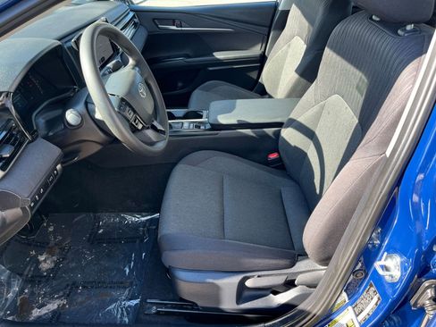 Used 2025 Toyota Camry LE image 25