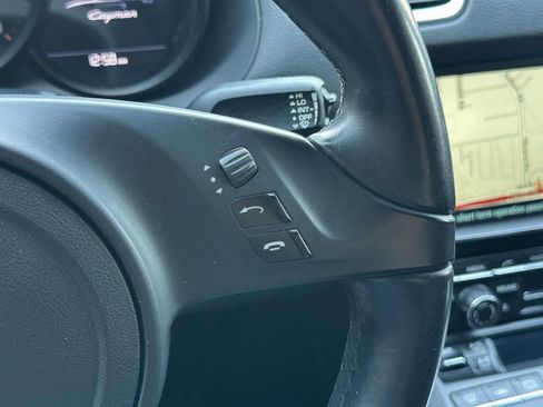 Used 2015 Porsche Cayman RWD image 21