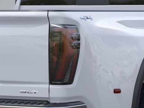New 2026 GMC Sierra 3500 SLT AWD/4WD image 11