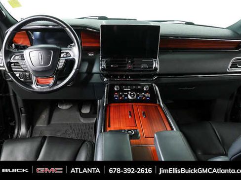 Used 2022 Lincoln Navigator L 4WD image 19