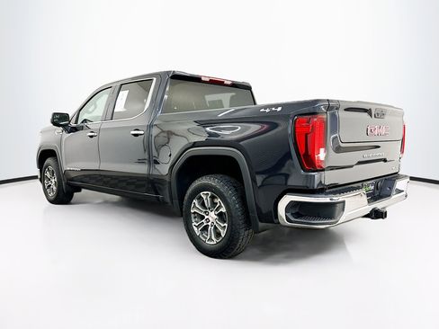 Used 2025 GMC Sierra 1500 SLT image 5