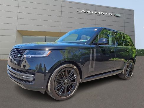 Used 2025 Land Rover Range Rover SE AWD/4WD image 1