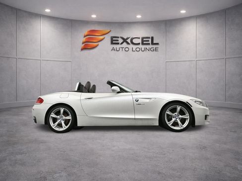 Used 2012 BMW Z4 sDrive28i RWD image 34