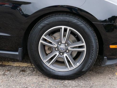 Used 2012 Ford Mustang Premium RWD image 7