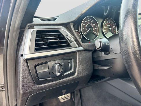 Used 2017 BMW 330i Sedan image 11