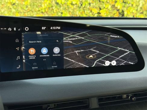 Used 2024 Lucid Air Touring image 15