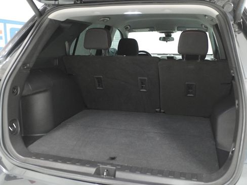 Used 2022 Chevrolet Equinox LT FWD image 39