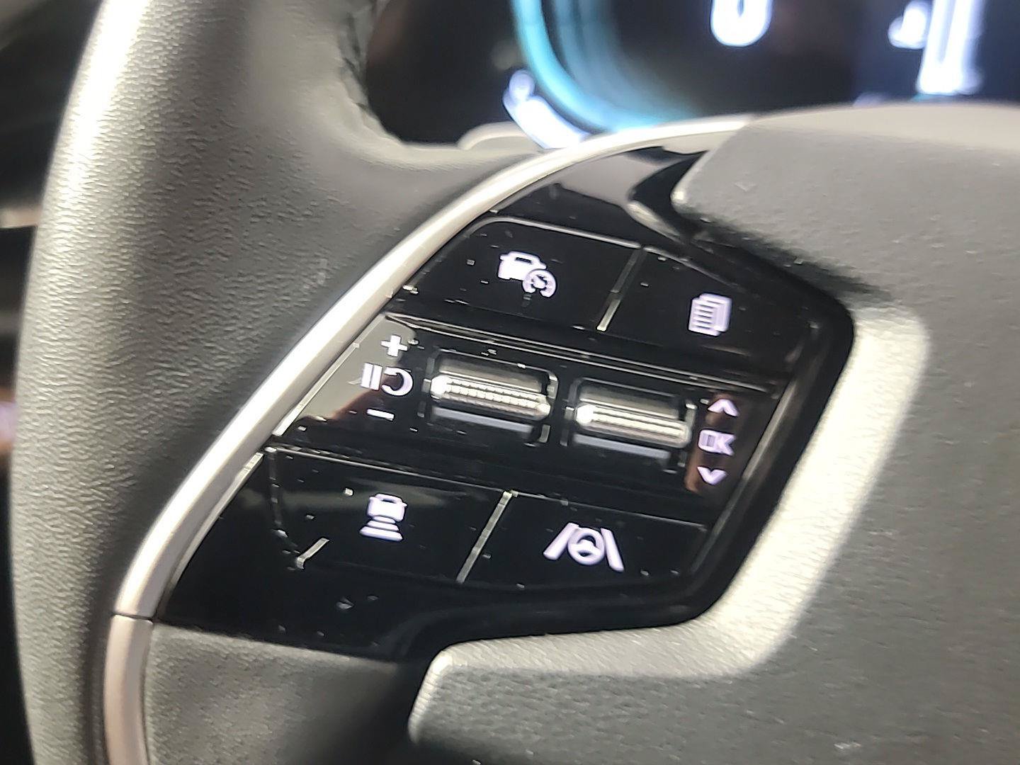 Certified 2024 Kia Niro EX FWD image 21
