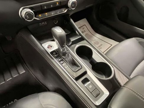 Used 2023 Nissan Altima 2.5 SV image 17