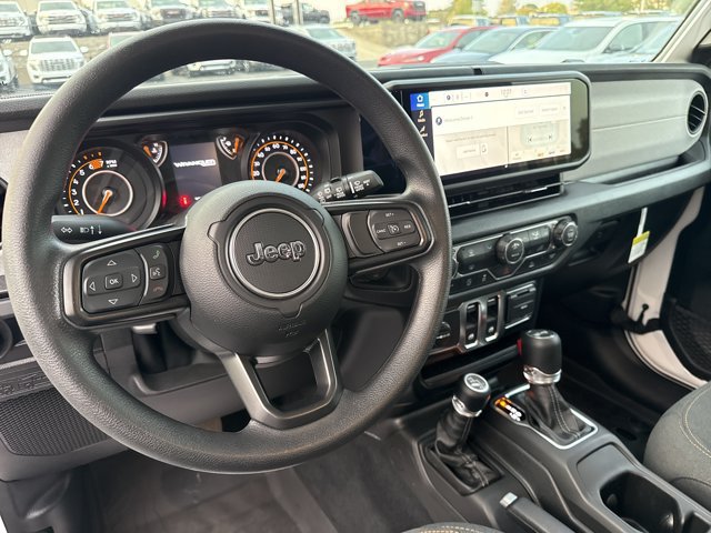 Used 2026 Jeep Wrangler Sport AWD/4WD image 7