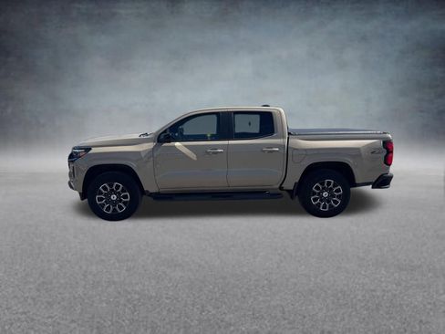 Used 2024 Chevrolet Colorado Z71 w/ Z71 Convenience Package 2 AWD/4WD image 2