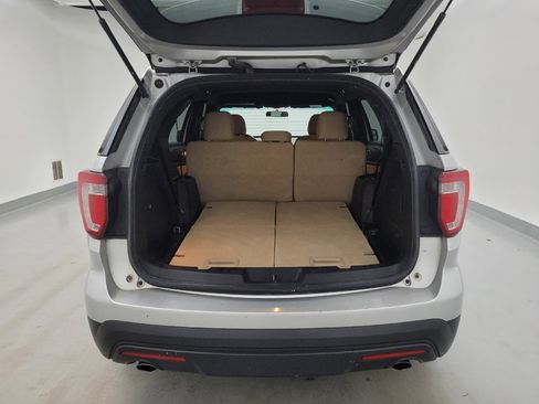 Used 2017 Ford Explorer FWD image 29