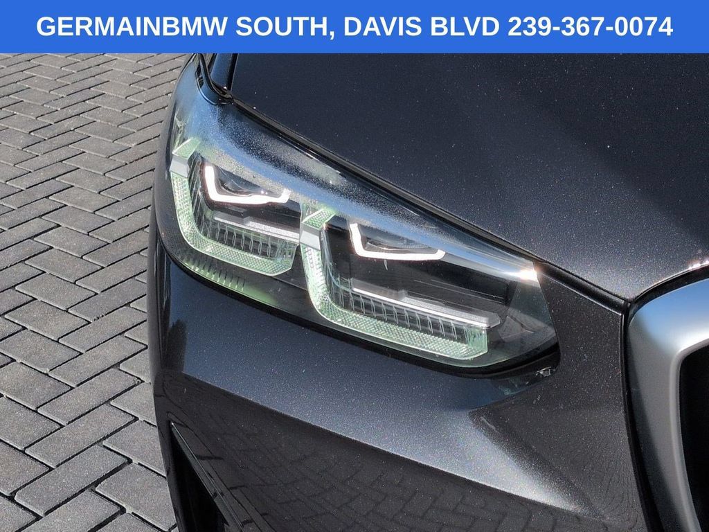 Used 2022 BMW X3 xDrive30i w/ Convenience Package AWD/4WD image 11