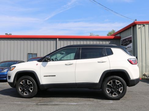 Used 2017 Jeep Compass Trailhawk w/ Leather Interior Group image 3