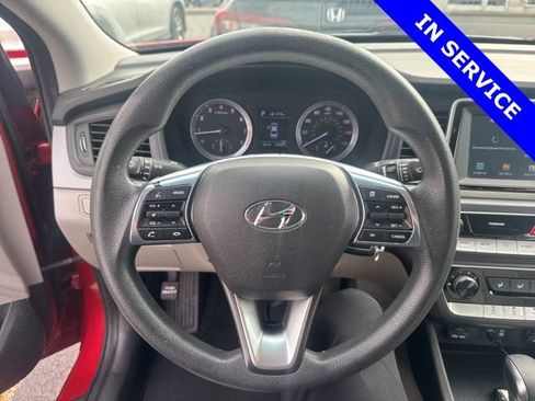 Used 2018 Hyundai Sonata SE image 4