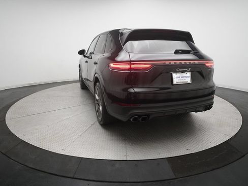 Used 2020 Porsche Cayenne S AWD/4WD image 7