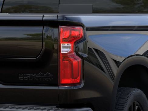 New 2026 Chevrolet Silverado 1500 High Country w/ Technology Package AWD/4WD image 11