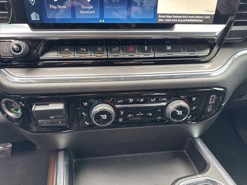 Used 2023 Chevrolet Silverado 1500 High Country w/ Technology Package image 24