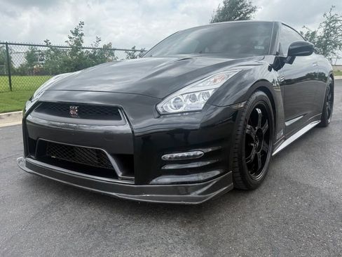 Used 2012 Nissan GT-R Black Edition AWD/4WD image 2