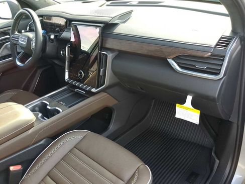 New 2026 GMC Acadia Denali Ultimate image 31