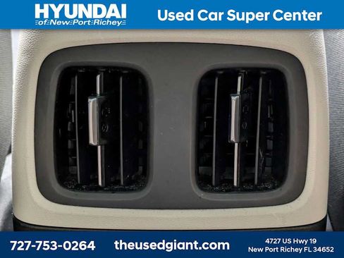 Certified 2024 Hyundai Tucson SEL FWD image 16