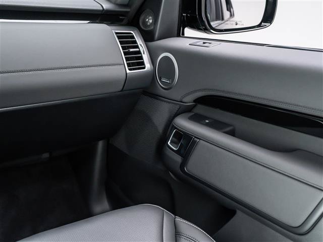 New 2026 Land Rover Discovery S AWD/4WD image 29