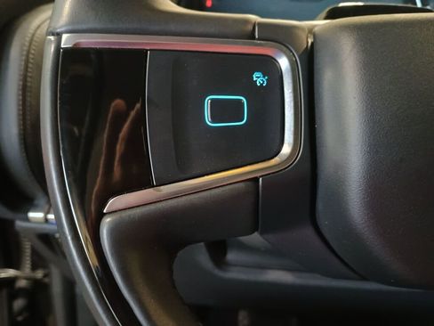 Used 2025 Ford Expedition Platinum image 9