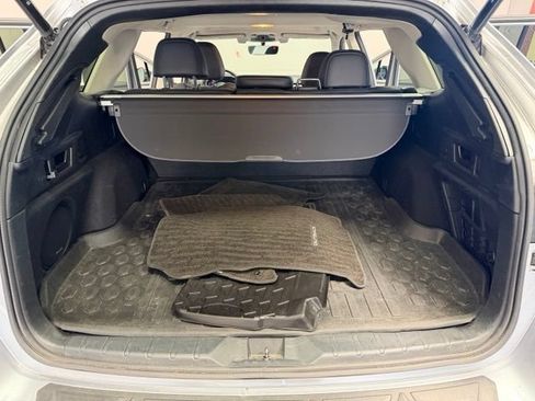 Used 2022 Subaru Outback Limited AWD/4WD image 30